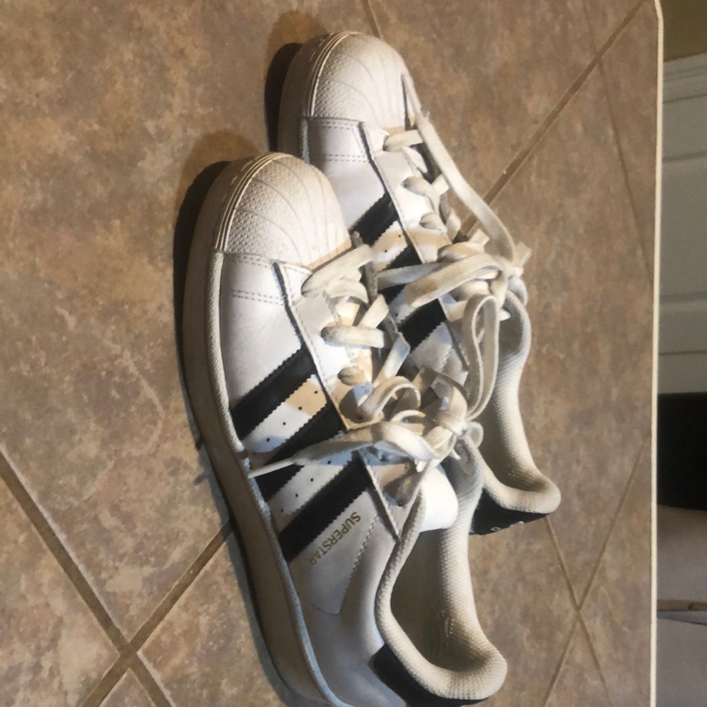Adidas Tennis Shoes